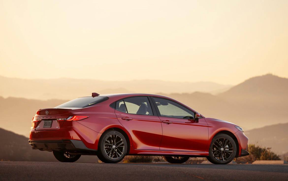Toyota Camry Hybrid